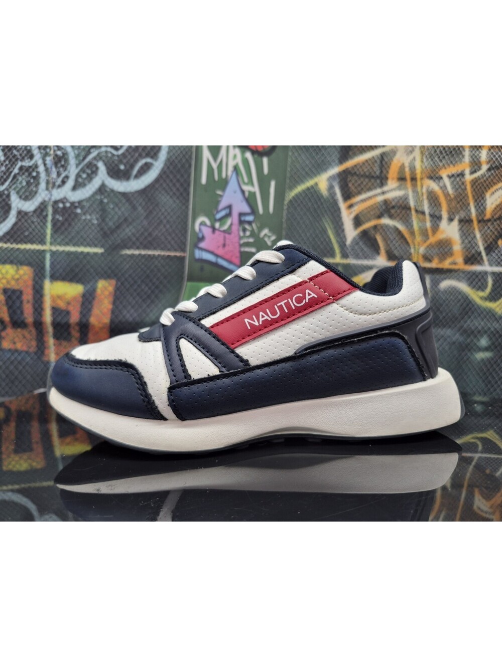 Nautica Javon 2Y Sneakers Youth Size 1 White W/ Navy Red Athletic Shoes EUC